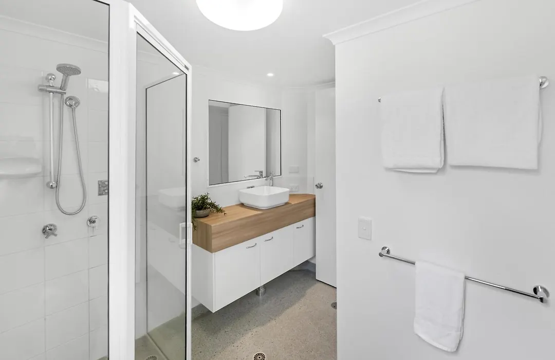Mackay Seabreeze Apartments-1
